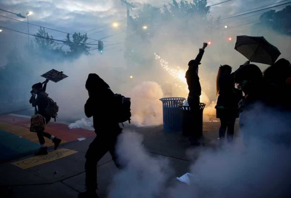 Judge orders Seattle police to stop with the tear gas -hindustantimes.com